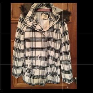 ASHLEY BY 26 INTERNATIONAL Plaid coat NWT